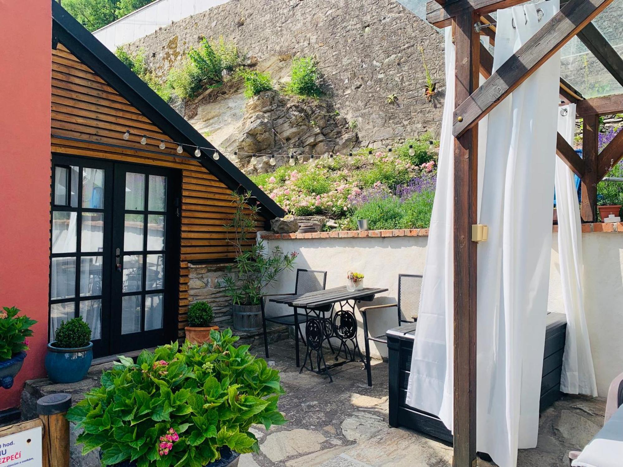 Boutique Apartments Felicino Udoli Vranov nad Dyjí Zewnętrze zdjęcie